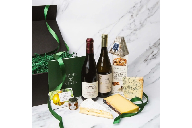 Mouse and Grape hamper