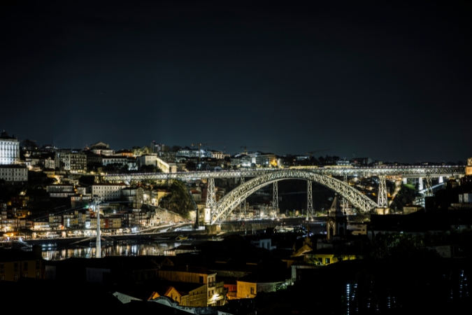 A view of the Luiz I Bridge from the Kopke Tivoli hotel