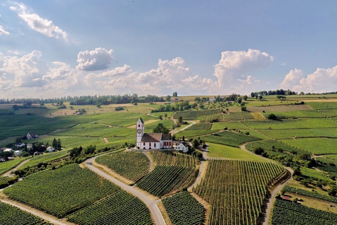A stunning image of aagne weingut's estate from above