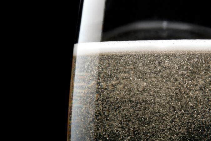 Best Champagnes for Christmas lead
