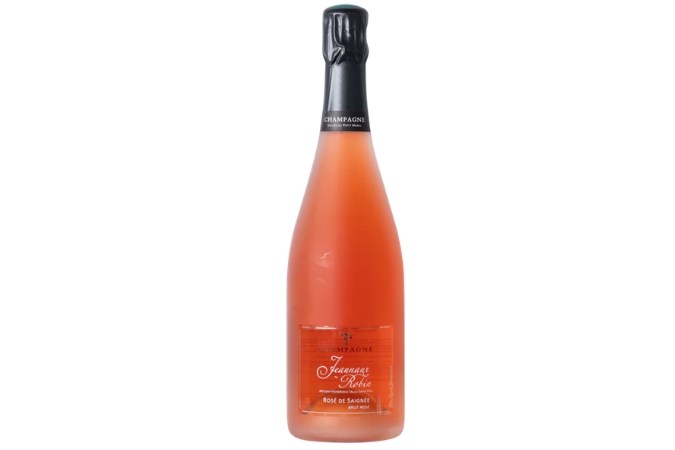 A bottle shot for Jeaunaux-Robin, Rosé de Saignée