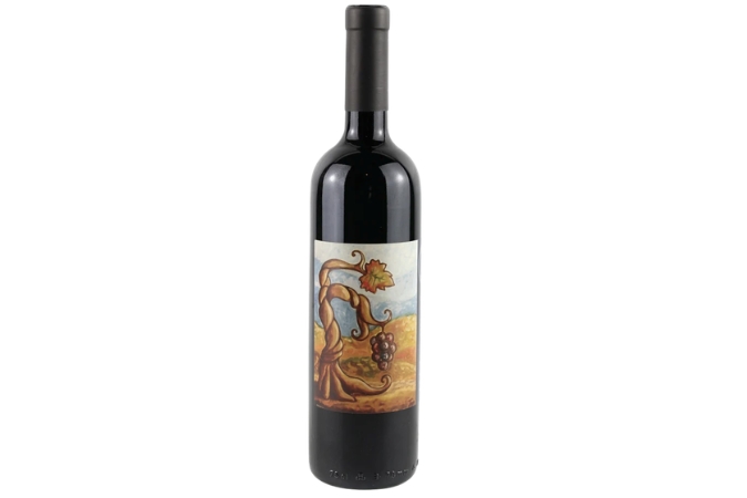 A bottle shot for Le Fole