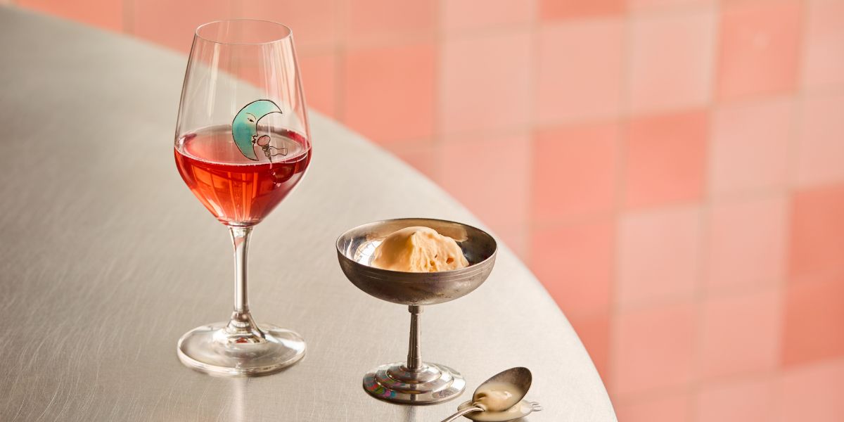 wine and ice cream pairing at The dreamery